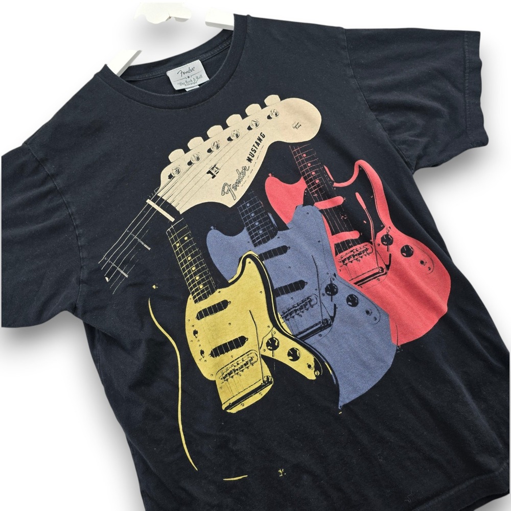 Fender Mustang Guitar Graphic T Shirt Mens Medium Black Cotton Rock Roll Tee